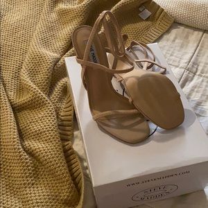 Steve Madden strapping heelys